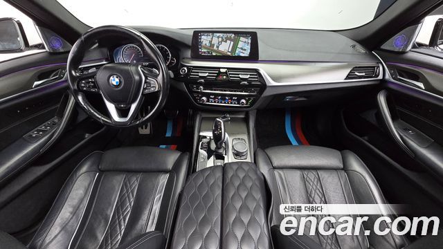 BMW 5-Series 2017 — photo 7