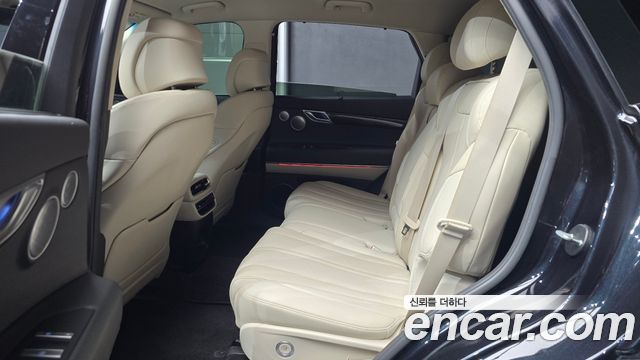 Genesis GV80 2020 — photo 11