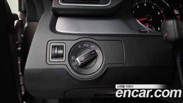 Volkswagen CC 2015 — photo 17