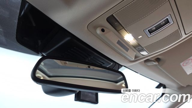 Land Rover Discovery Sport 2016 — photo 19