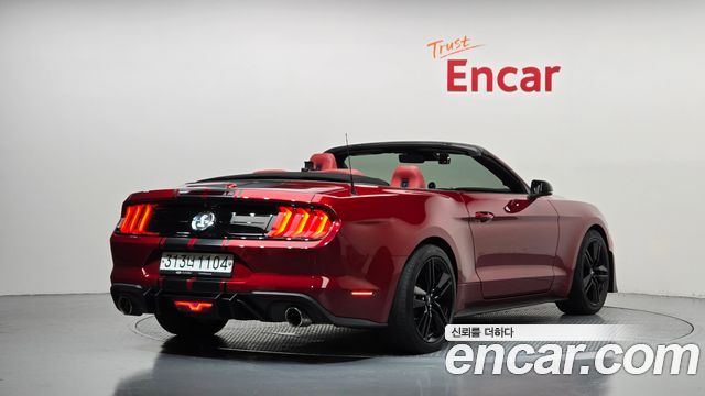 Ford Mustang 2018 — photo 2