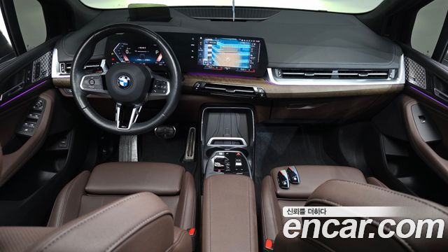 BMW 2-Series 2023 — photo 10