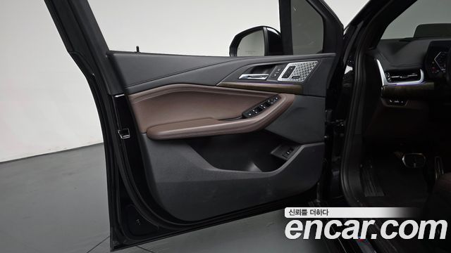 BMW 2-Series 2023 — photo 14