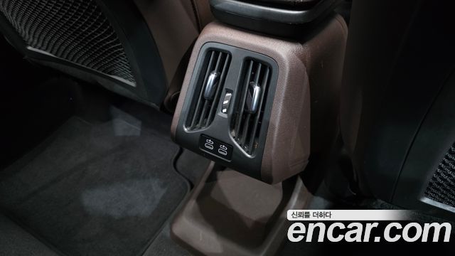 BMW 2-Series 2023 — photo 33