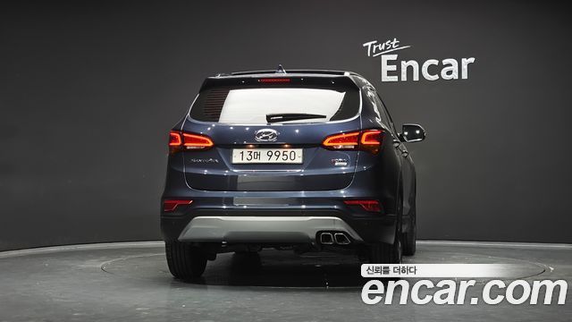 Hyundai Santafe 2016 — photo 4