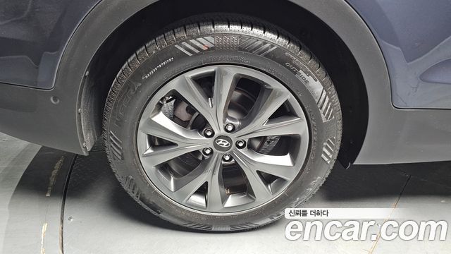 Hyundai Santafe 2016 — photo 5