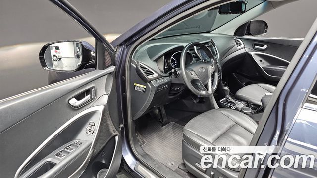 Hyundai Santafe 2016 — photo 12