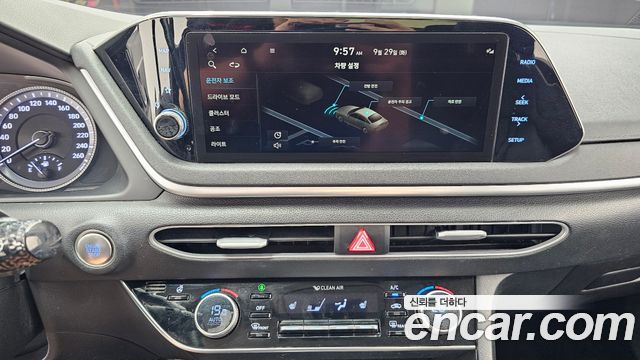 Hyundai Sonata 2022 — photo 20