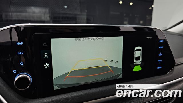 Hyundai Sonata 2022 — photo 21