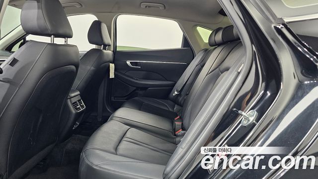 Hyundai Sonata 2022 — photo 16