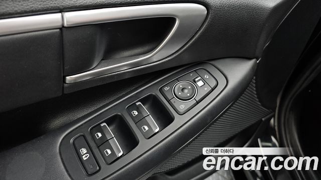 Hyundai Sonata 2022 — photo 30