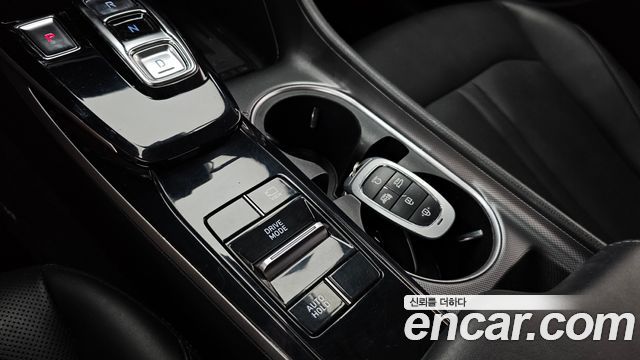Hyundai Sonata 2022 — photo 32