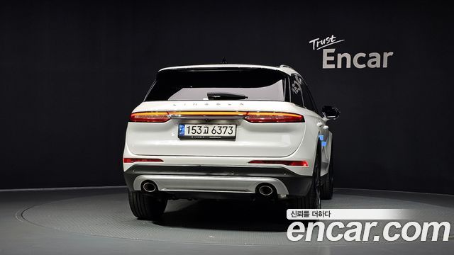 Lincoln Corsair 2021 — photo 4