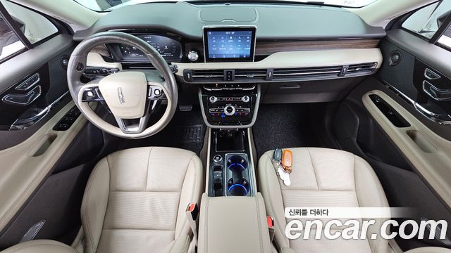 Lincoln Corsair 2021 — photo 10