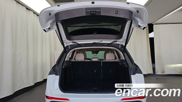 Lincoln Corsair 2021 — photo 25