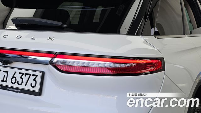 Lincoln Corsair 2021 — photo 9