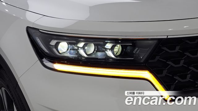Kia Sorento 2023 — photo 8