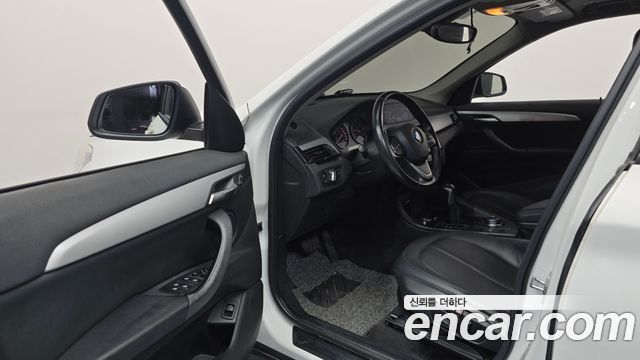 BMW X1 2016 — photo 13