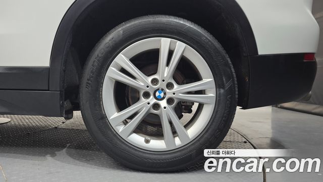 BMW X1 2016 — photo 7
