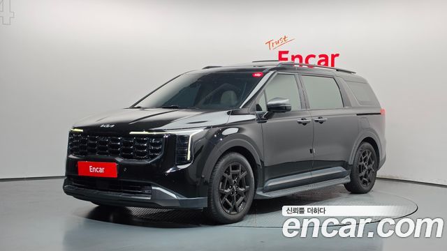 Kia Canival 2025 — photo 1