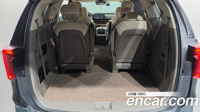 Kia Canival 2025 — photo 24