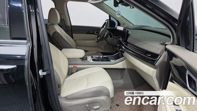 Kia Canival 2025 — photo 16