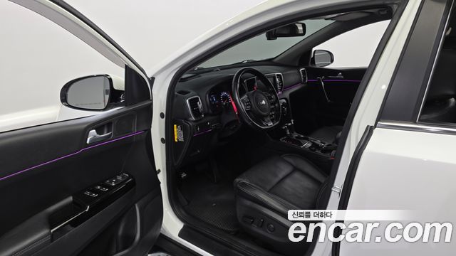 Kia Sportage 2018 — photo 13