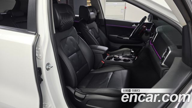 Kia Sportage 2018 — photo 16