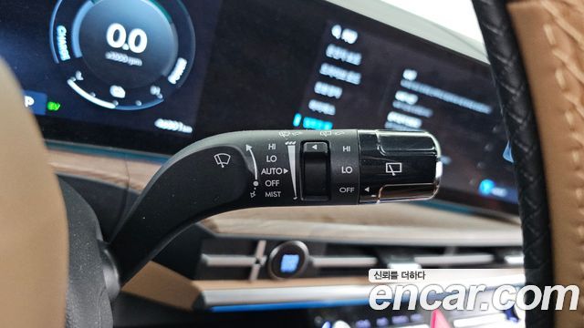 Hyundai Santafe 2025 — photo 28