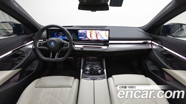 BMW i5 2025 — photo 7