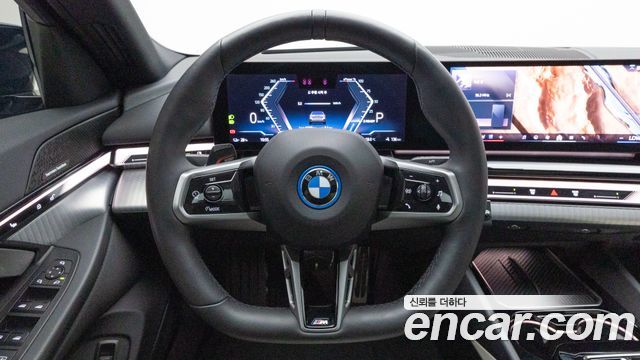 BMW i5 2025 — photo 14