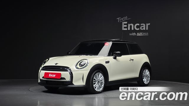Mini Cooper 2022 — photo 1