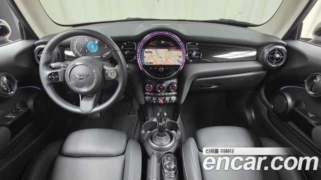 Mini Cooper 2022 — photo 10