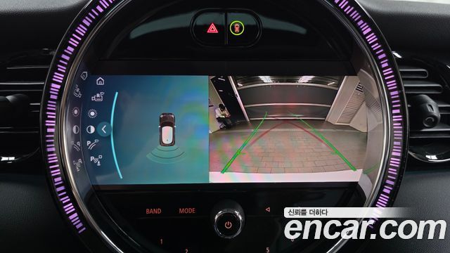 Mini Cooper 2022 — photo 21