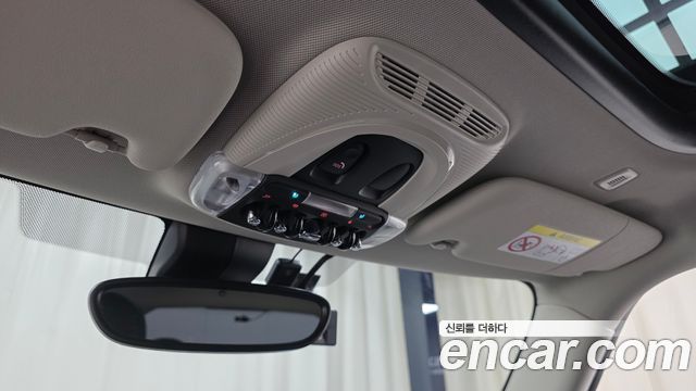 Mini Cooper 2022 — photo 24