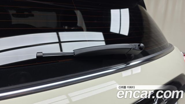Mini Cooper 2022 — photo 28