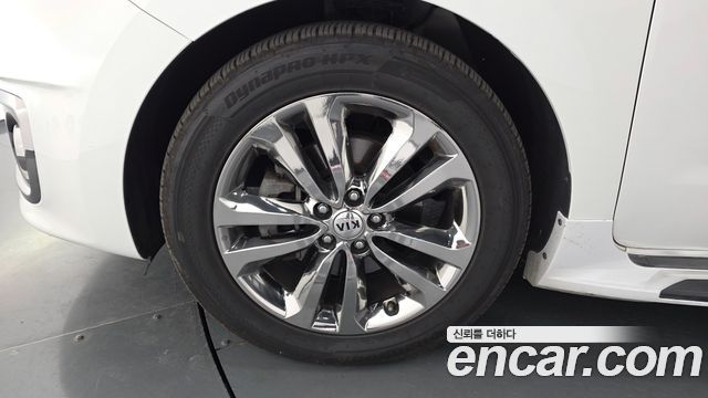 Kia Canival 2016 — photo 5