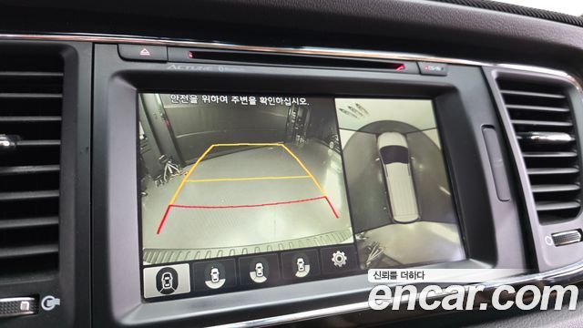 Kia Canival 2016 — photo 15