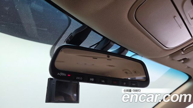 Kia Canival 2016 — photo 18