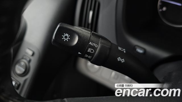 Hyundai Starex 2019 — photo 24