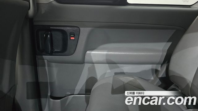 Hyundai Starex 2019 — photo 15