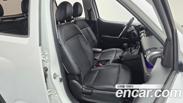 Hyundai Casper 2023 — photo 16