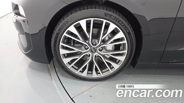 Audi A6 e-Tron 2025 — photo 5