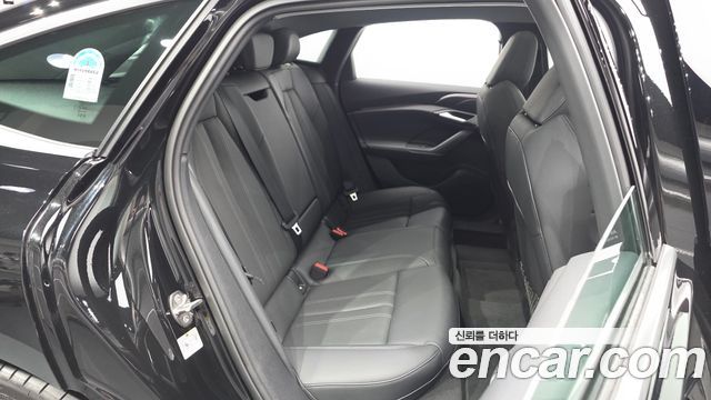 Audi A6 e-Tron 2025 — photo 11