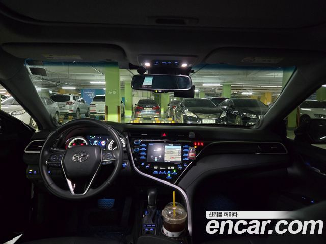 Toyota Camry 2018 — photo 6