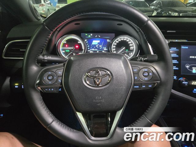 Toyota Camry 2018 — photo 7