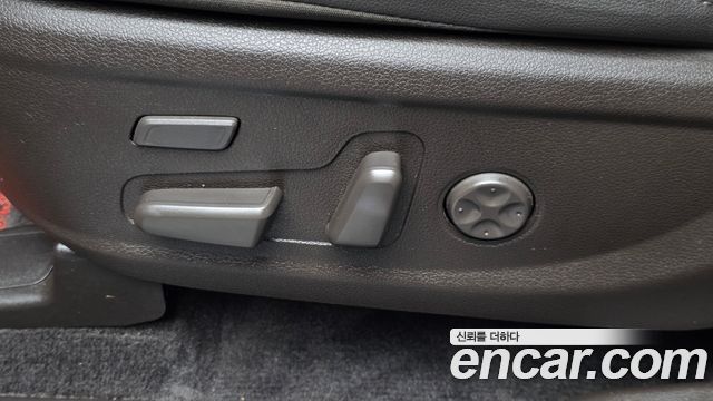 Hyundai Santafe 2020 — photo 32