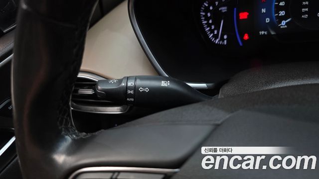 Hyundai Santafe 2020 — photo 35