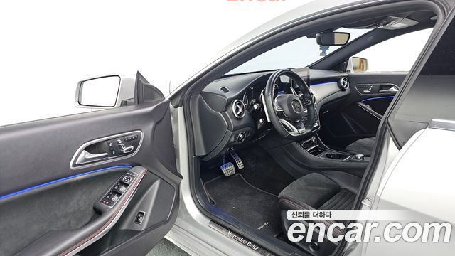Mercedes-Benz CLA-Class 2019 — photo 10