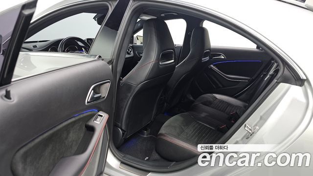 Mercedes-Benz CLA-Class 2019 — photo 12